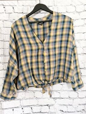 EXPRESS. Plaid top. Size S